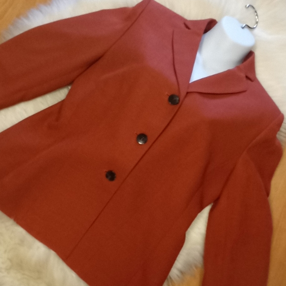 VTG- Le Suit Essentials Rust Blazer - Picture 9 of 11